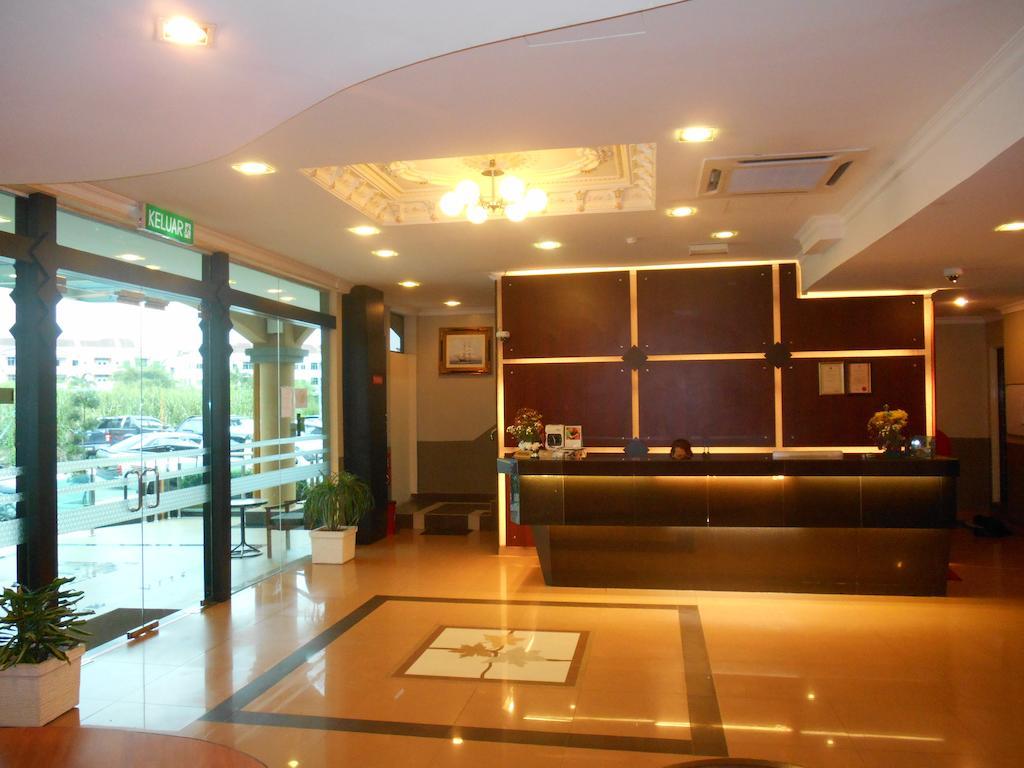 Sai Villa Hotel Near Klia & Klia2 Nilai Zewnętrze zdjęcie