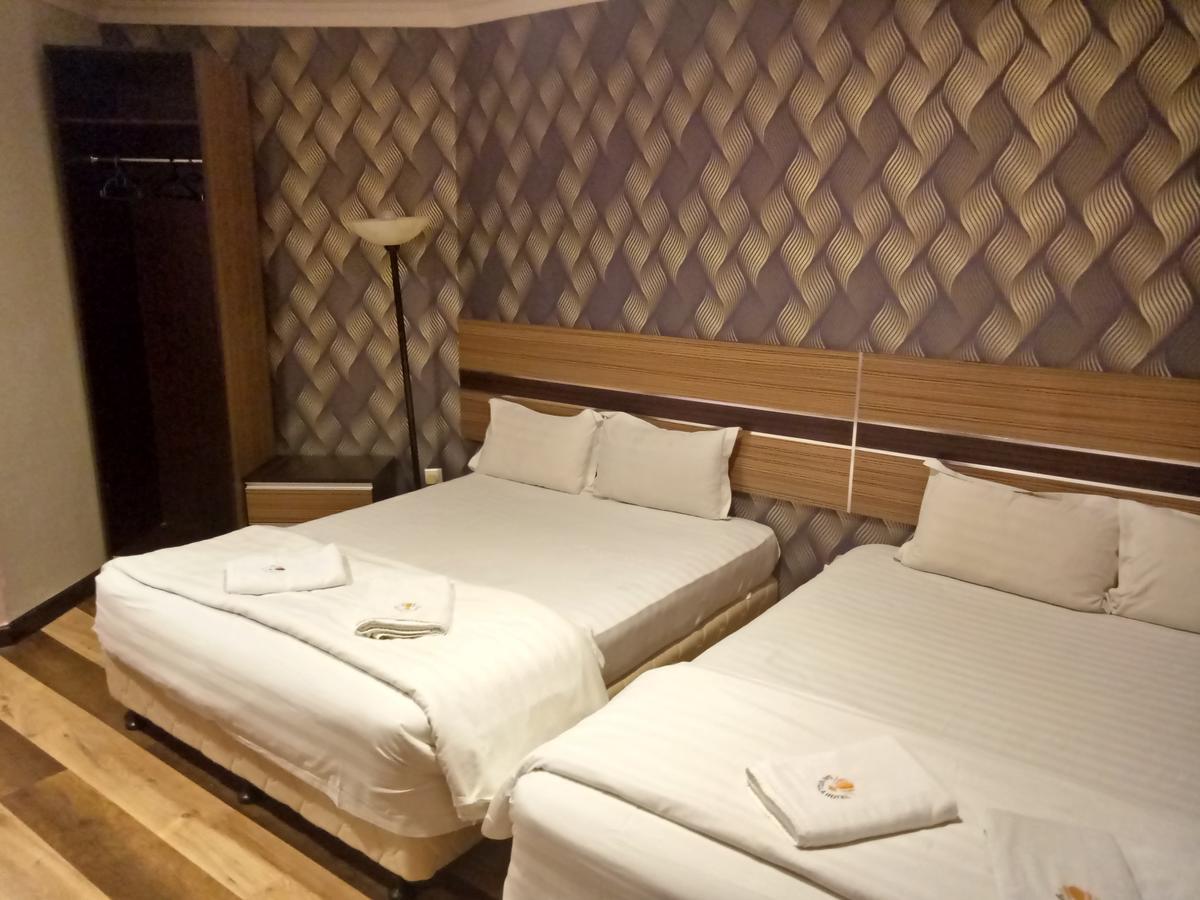 Sai Villa Hotel Near Klia & Klia2 Nilai Zewnętrze zdjęcie