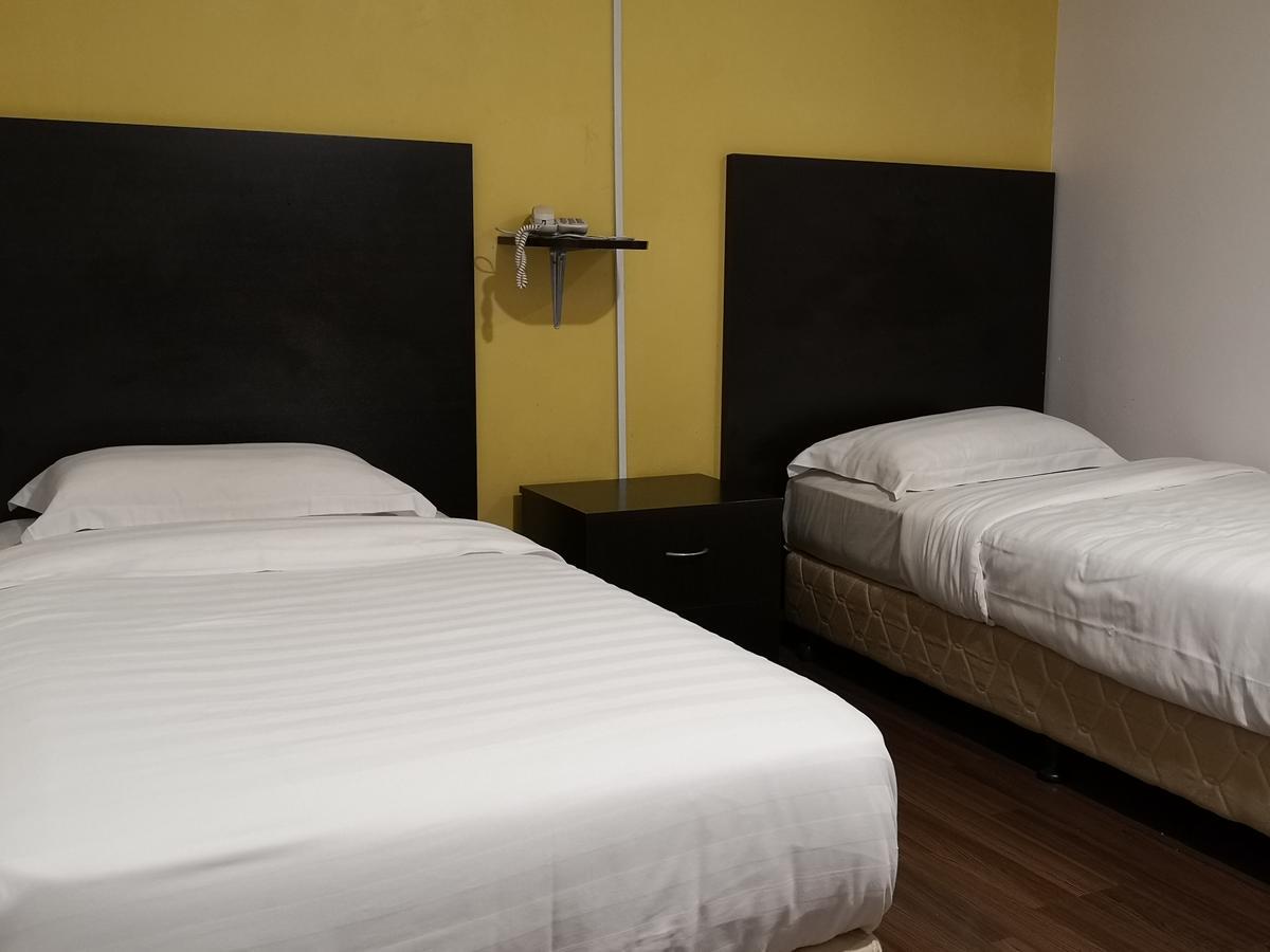 Sai Villa Hotel Near Klia & Klia2 Nilai Zewnętrze zdjęcie