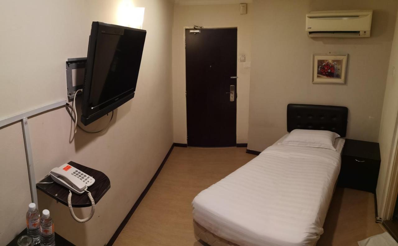 Sai Villa Hotel Near Klia & Klia2 Nilai Zewnętrze zdjęcie