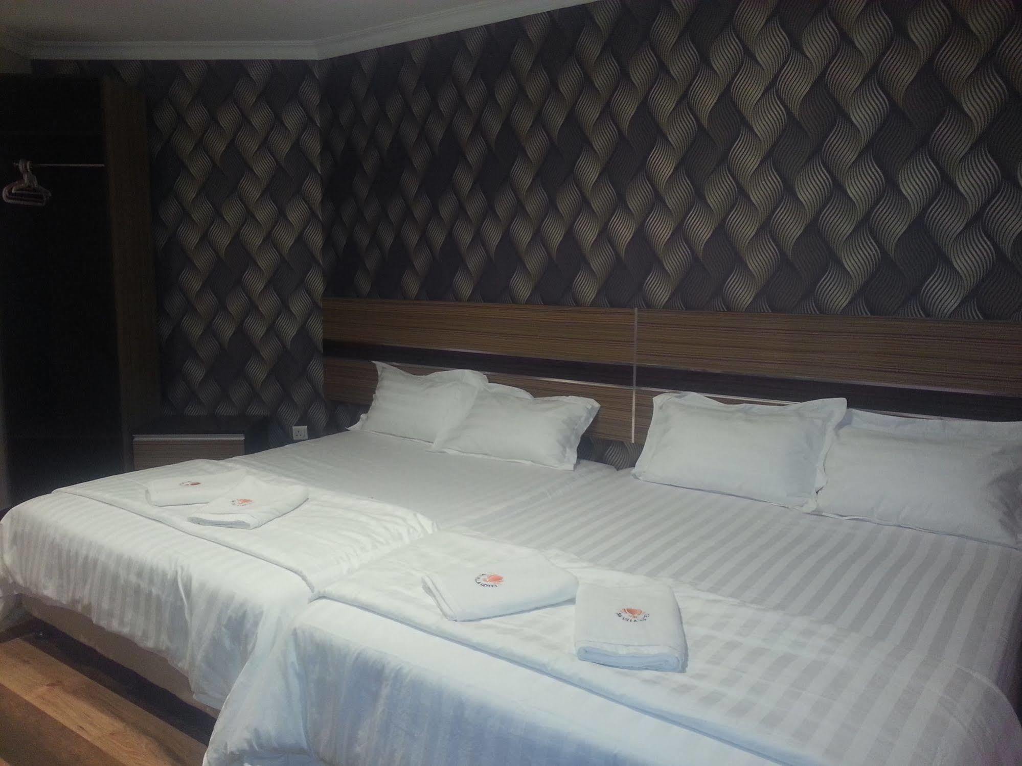 Sai Villa Hotel Near Klia & Klia2 Nilai Zewnętrze zdjęcie