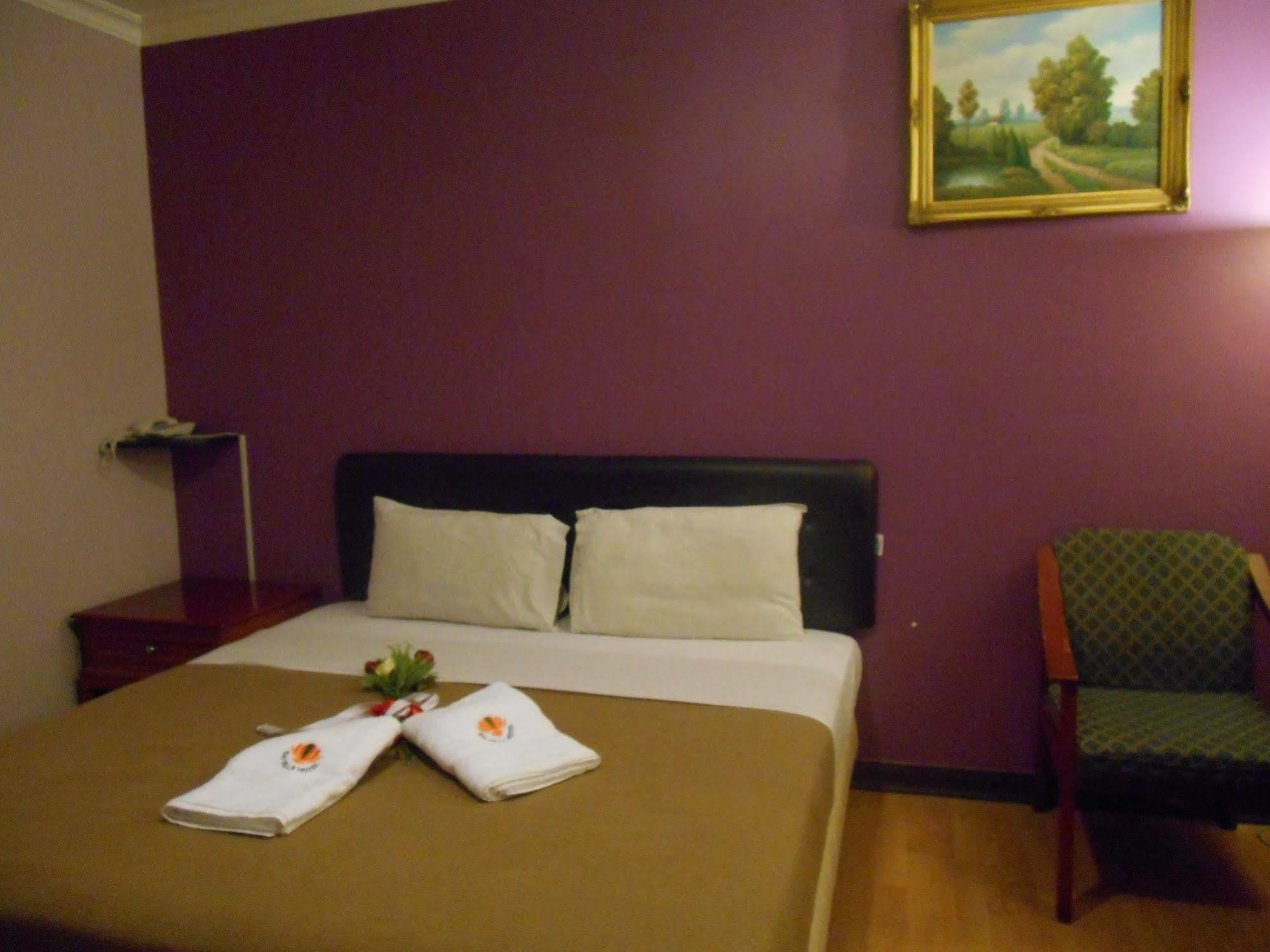 Sai Villa Hotel Near Klia & Klia2 Nilai Zewnętrze zdjęcie